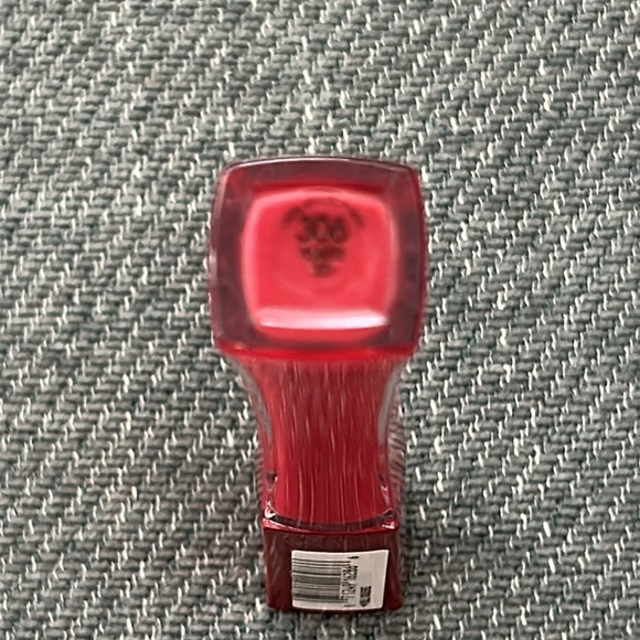 L’Oreal Infallible plumping gloss Red 306 - Picture 3 of 3